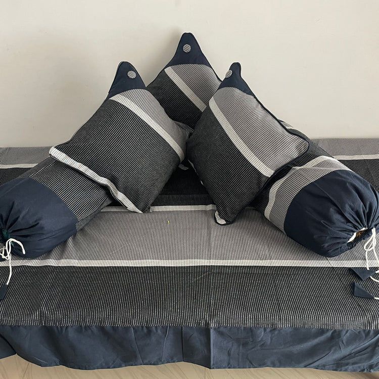 Diwan set