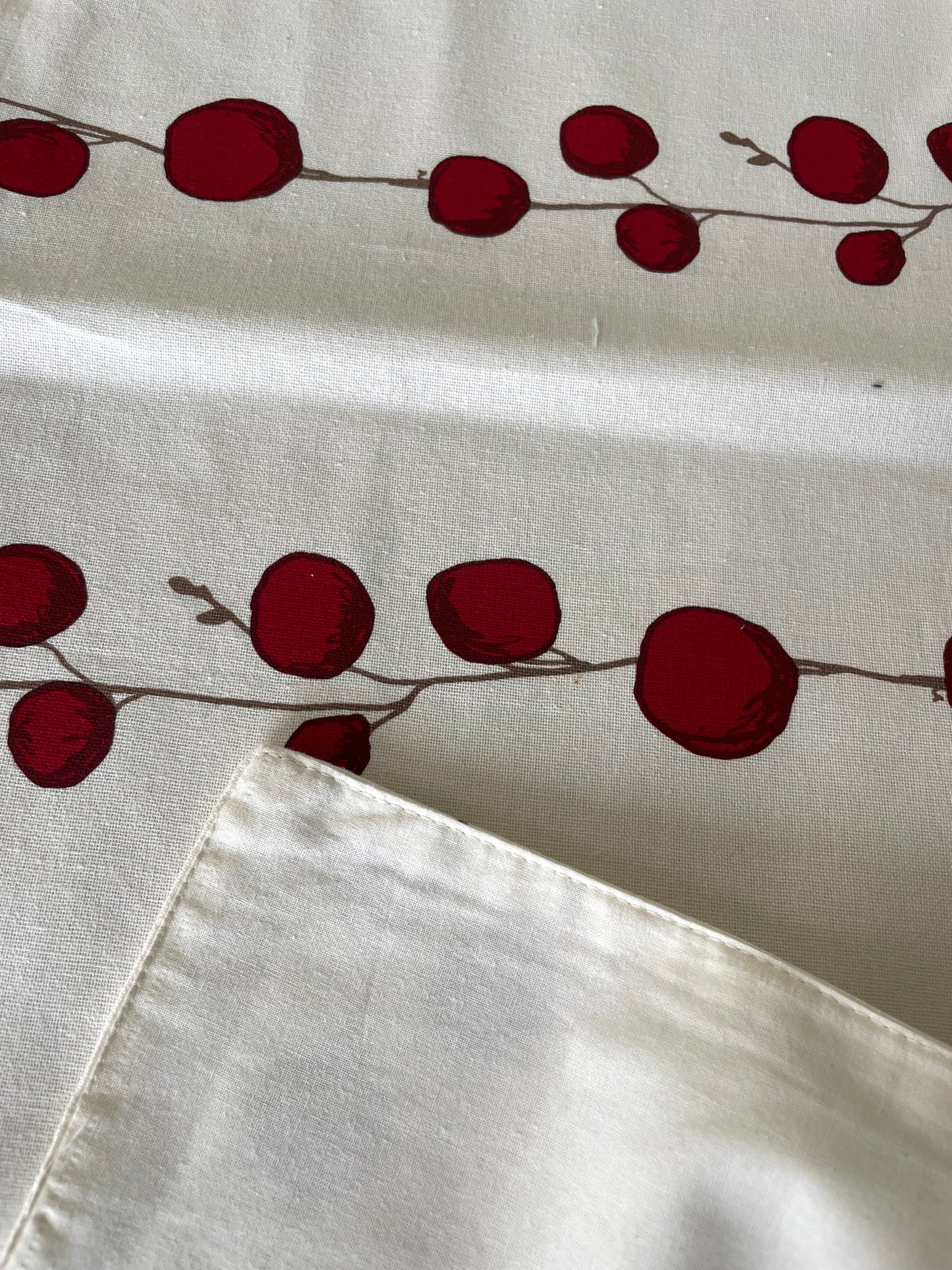 Table Runner 6 ft long