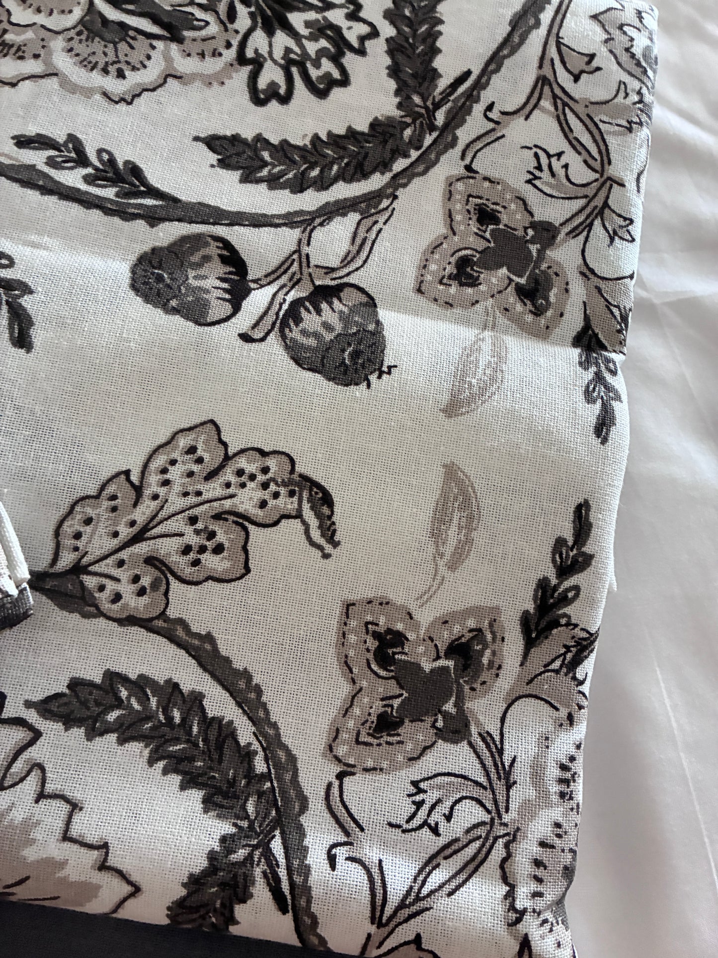 King Size Cotton Bedspread 100x110 in