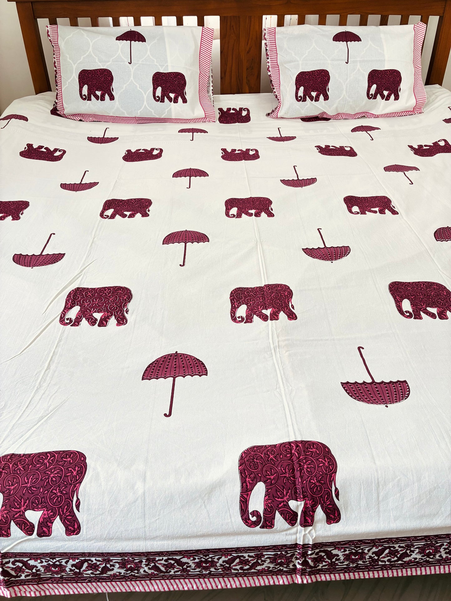 Premium Red Elephant Print King Size Cotton Bedspread 108 x 108 in