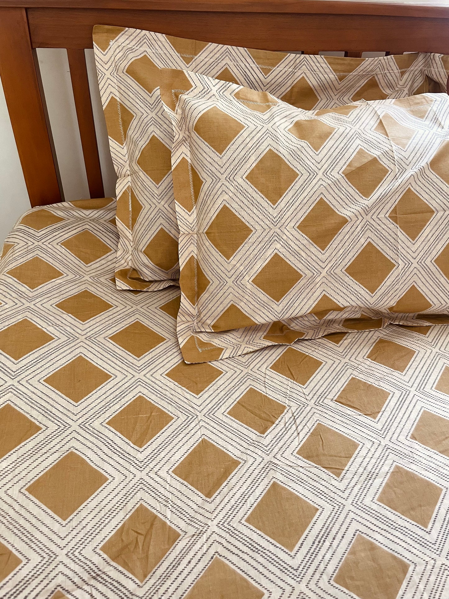 Fitted King Size Bedspreads 72 x 78 x 8 inch