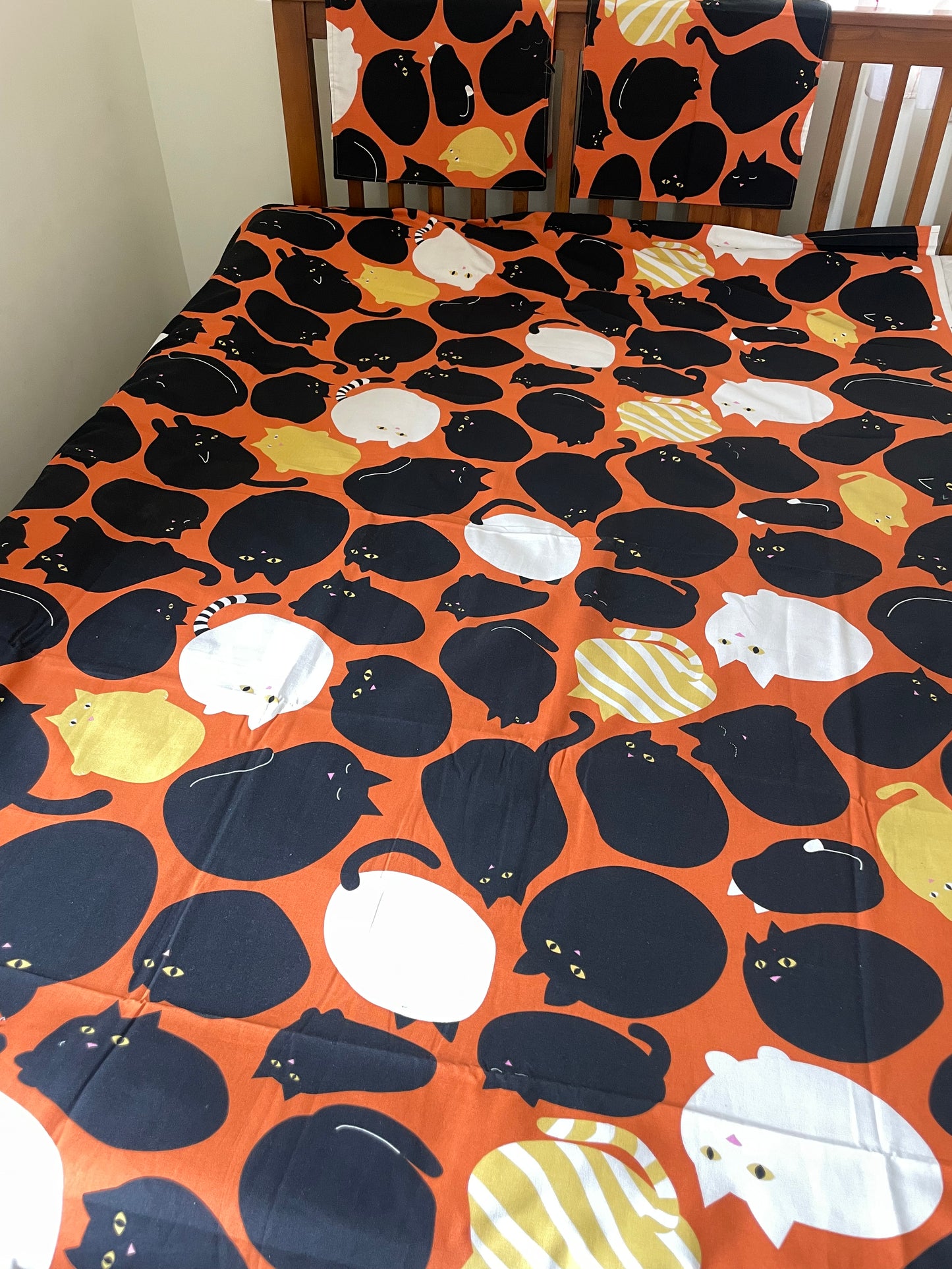 Single Size Cotton Bedspread 60 x 90 in
