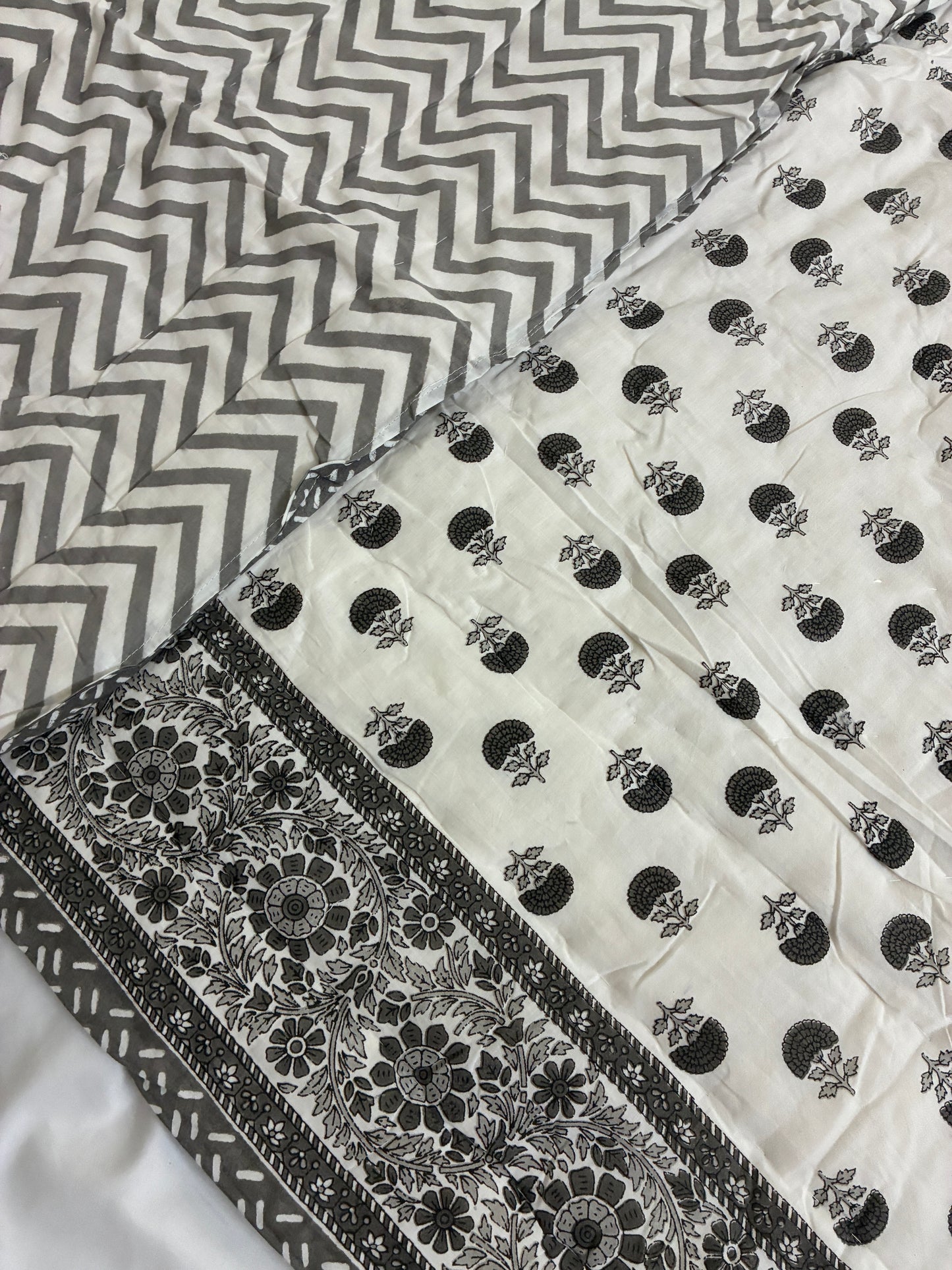 Reversible Single Size Cotton Quilt