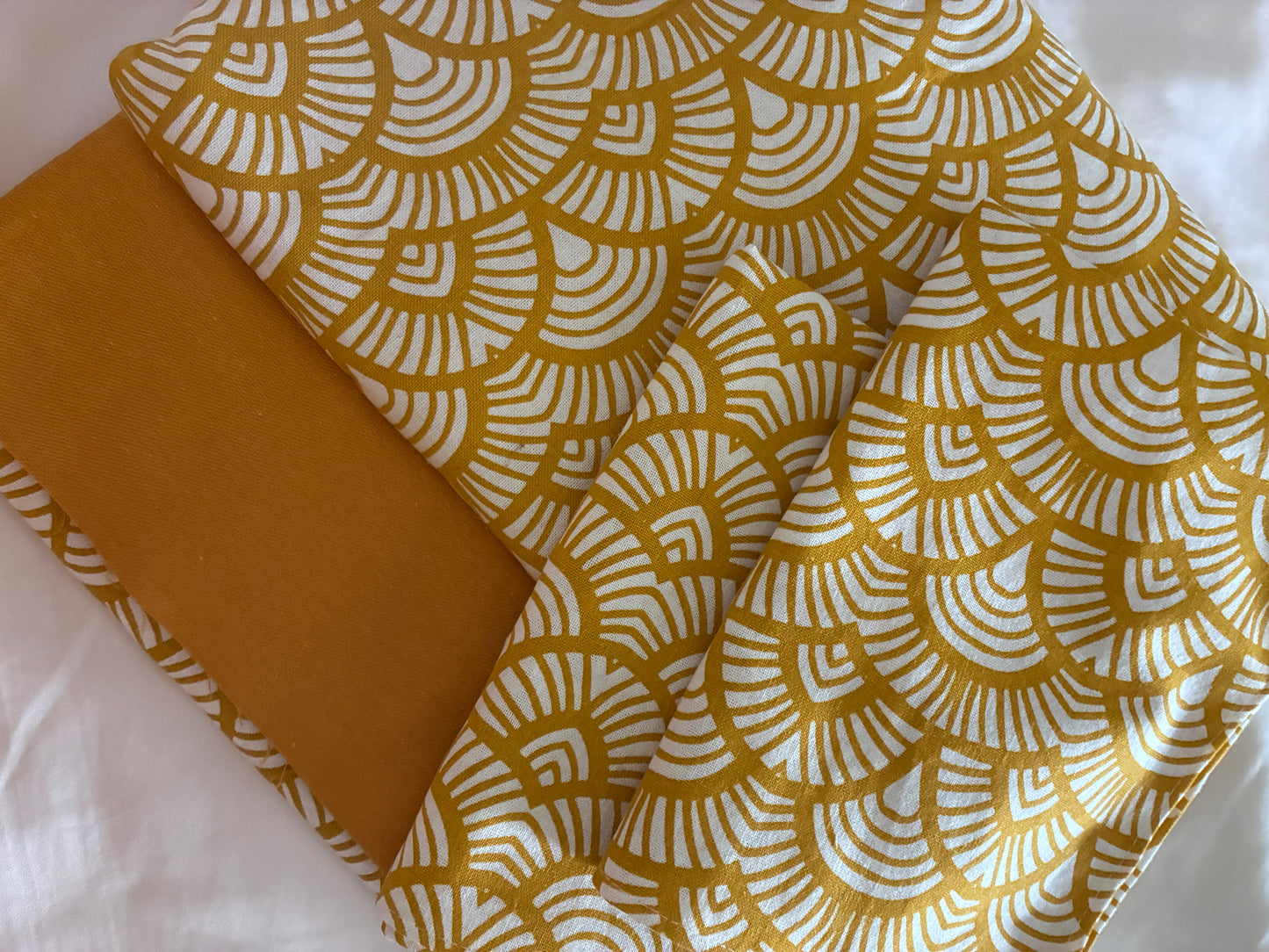 Yellow Abstract King Size Cotton Bedspread 100x110 in