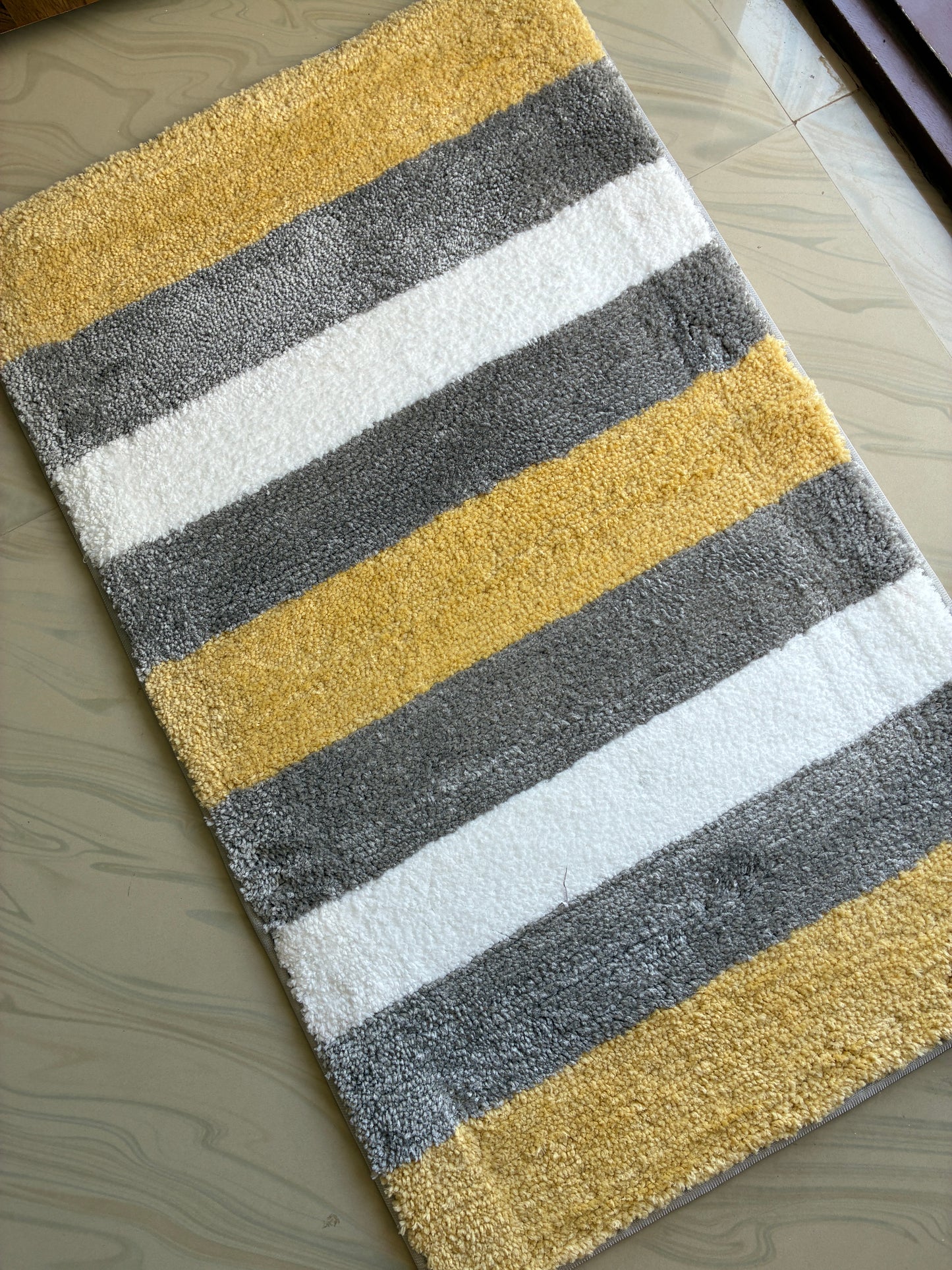 Anti Slip Yellow Stripes Floor mats (set of 2) (40x60cm) (50x82cm)