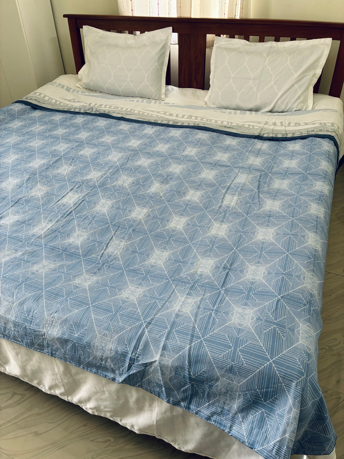 Blue Abstract Cotton Double Size Dohar