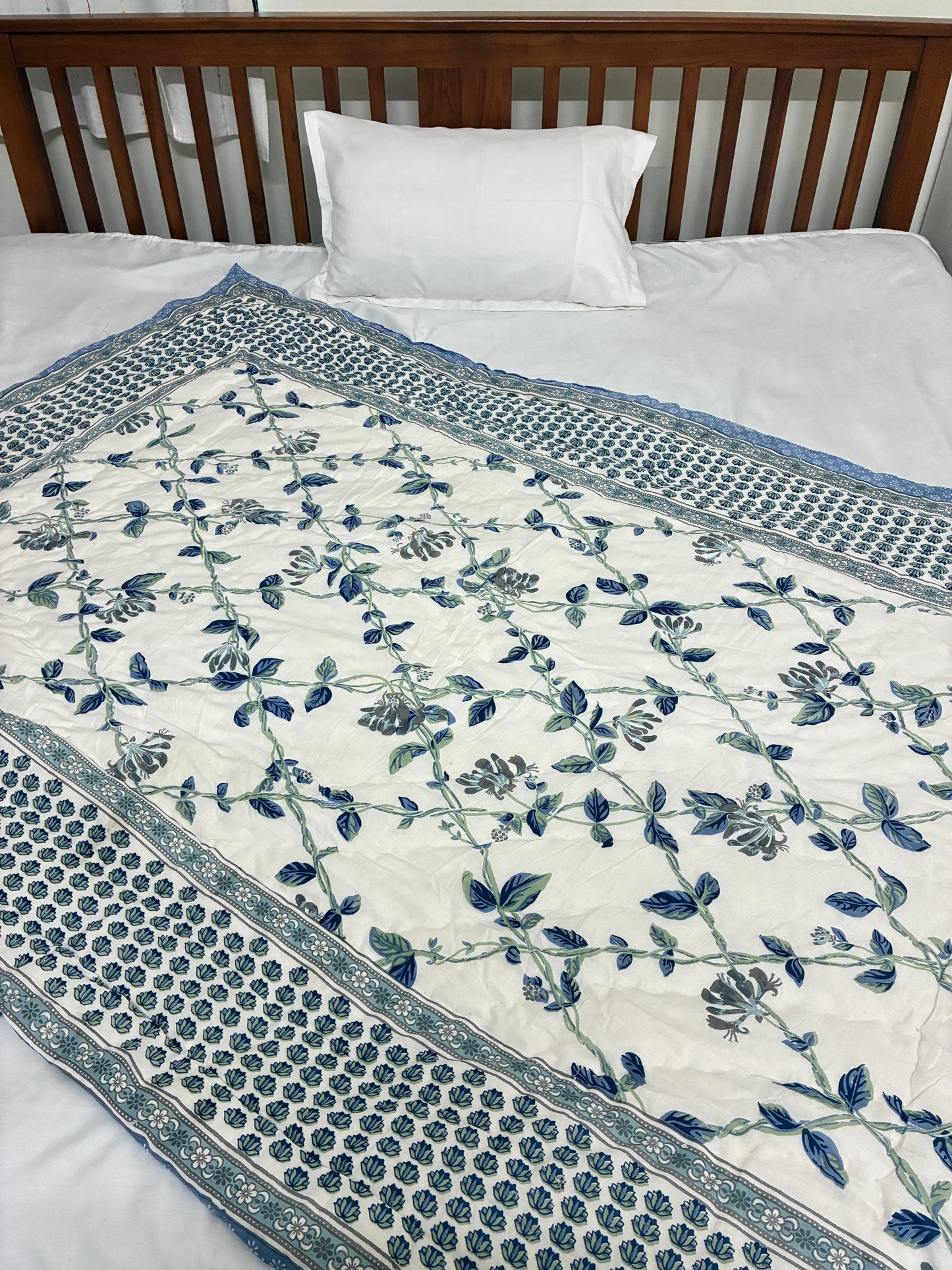 Reversible Single Size Cotton Quilt