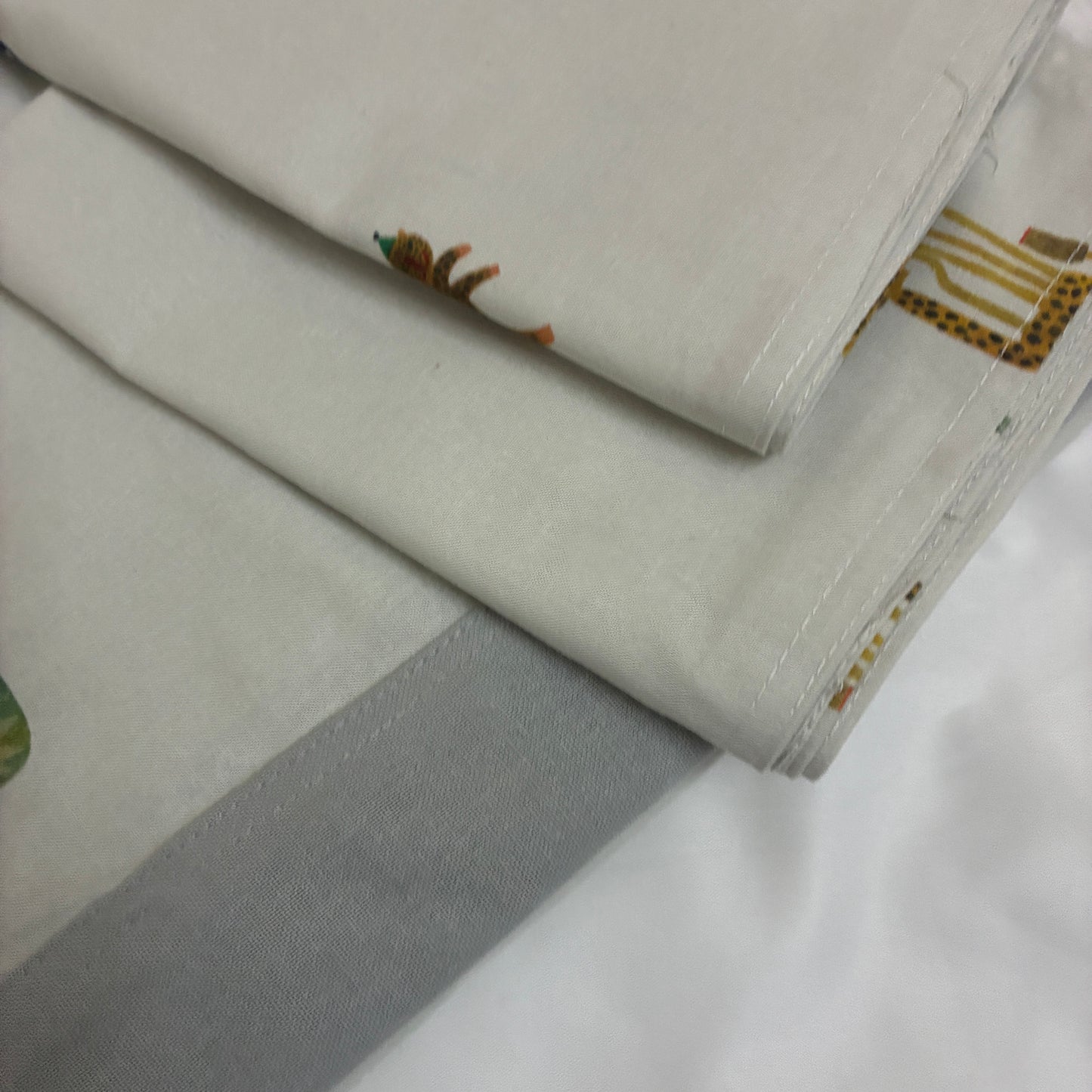 Cute Animals Queen bedspread 90x100 inches