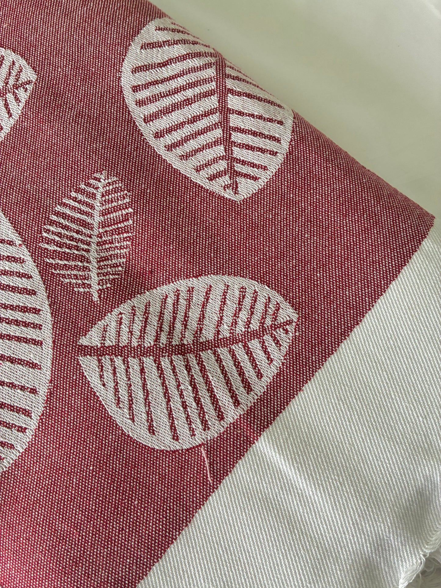 Red Leaf Double Size Cotton Blanket