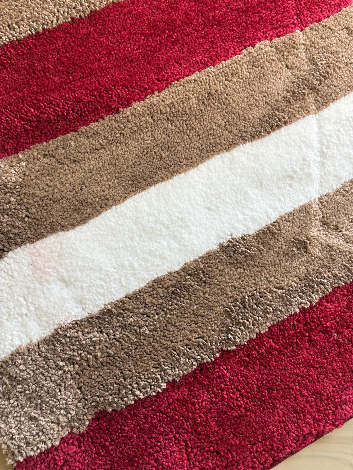 Anti Slip Red Stripes Floor mats (set of 2) (40x60cm) (50x82cm)