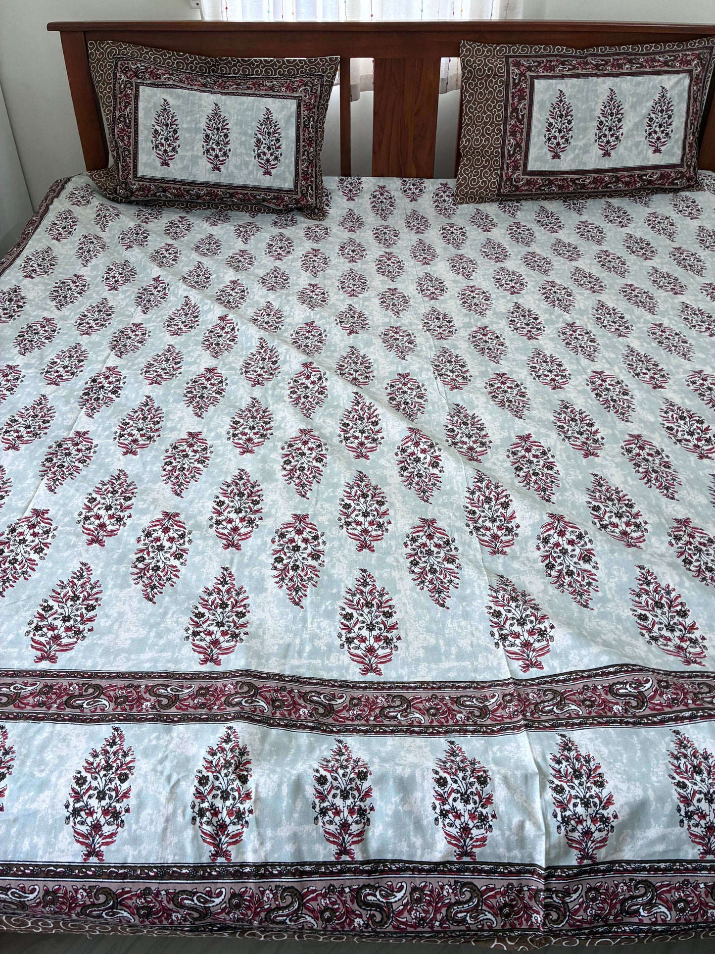 King Size Bedspread 108x108 inches