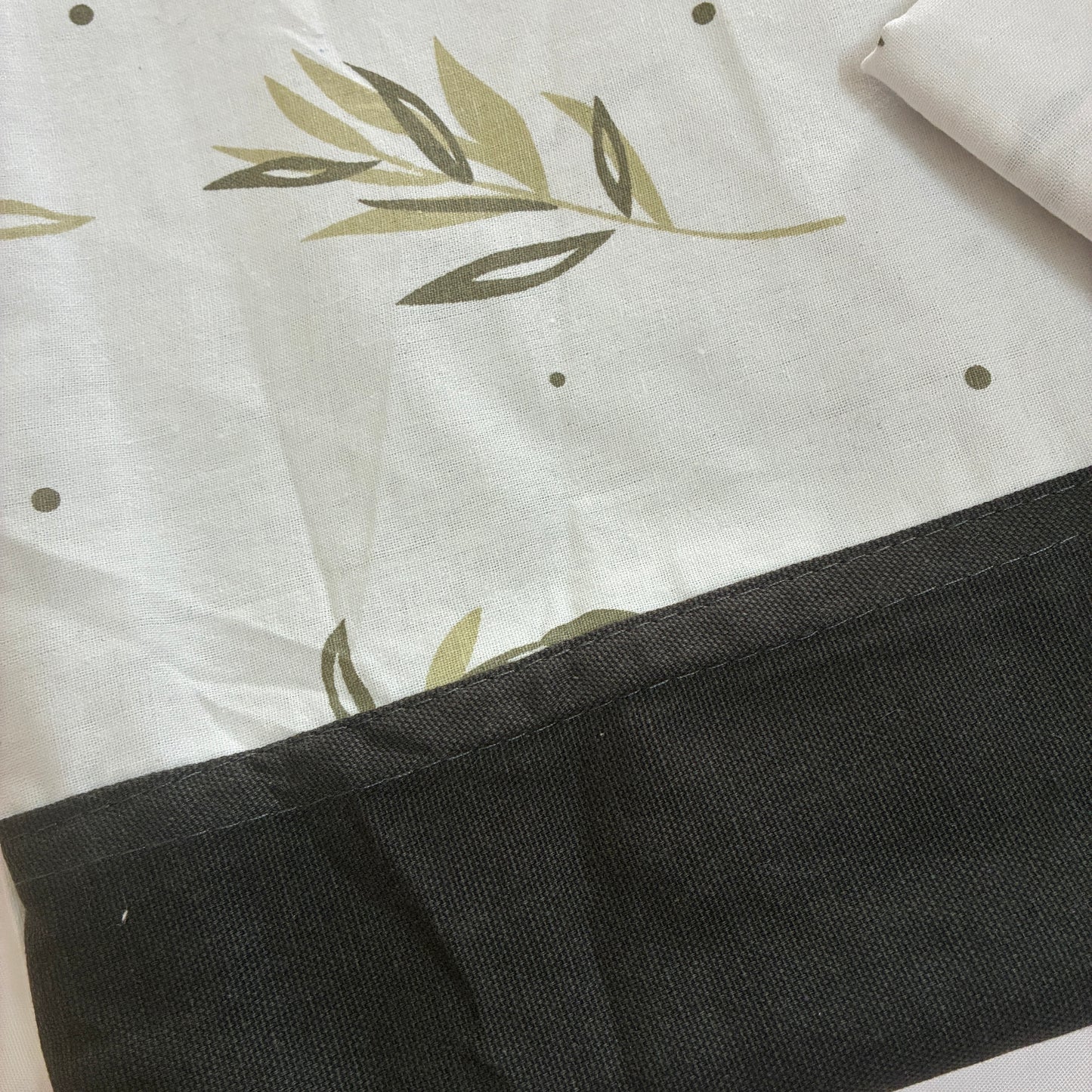 Leaf Queen bedspread 90x100 inches