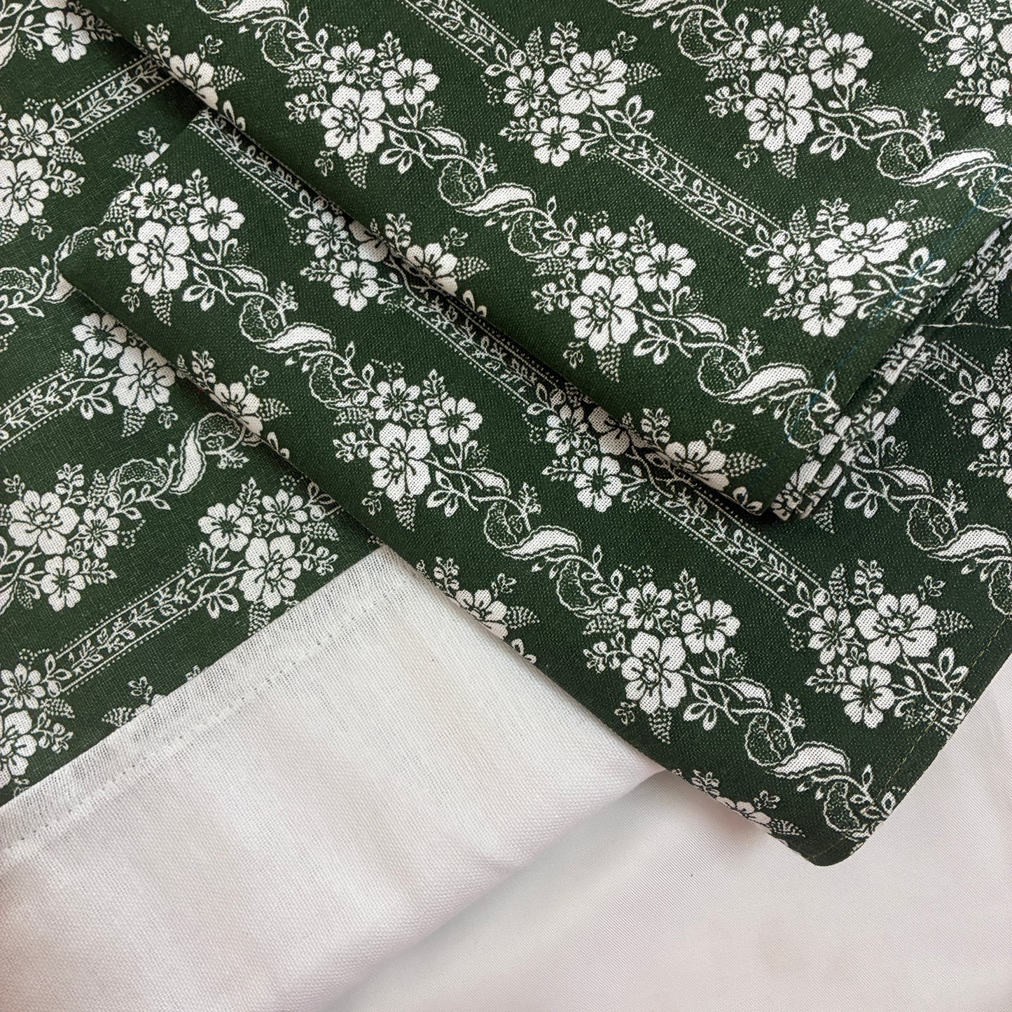 Green Queen bedspread 90x100 inches