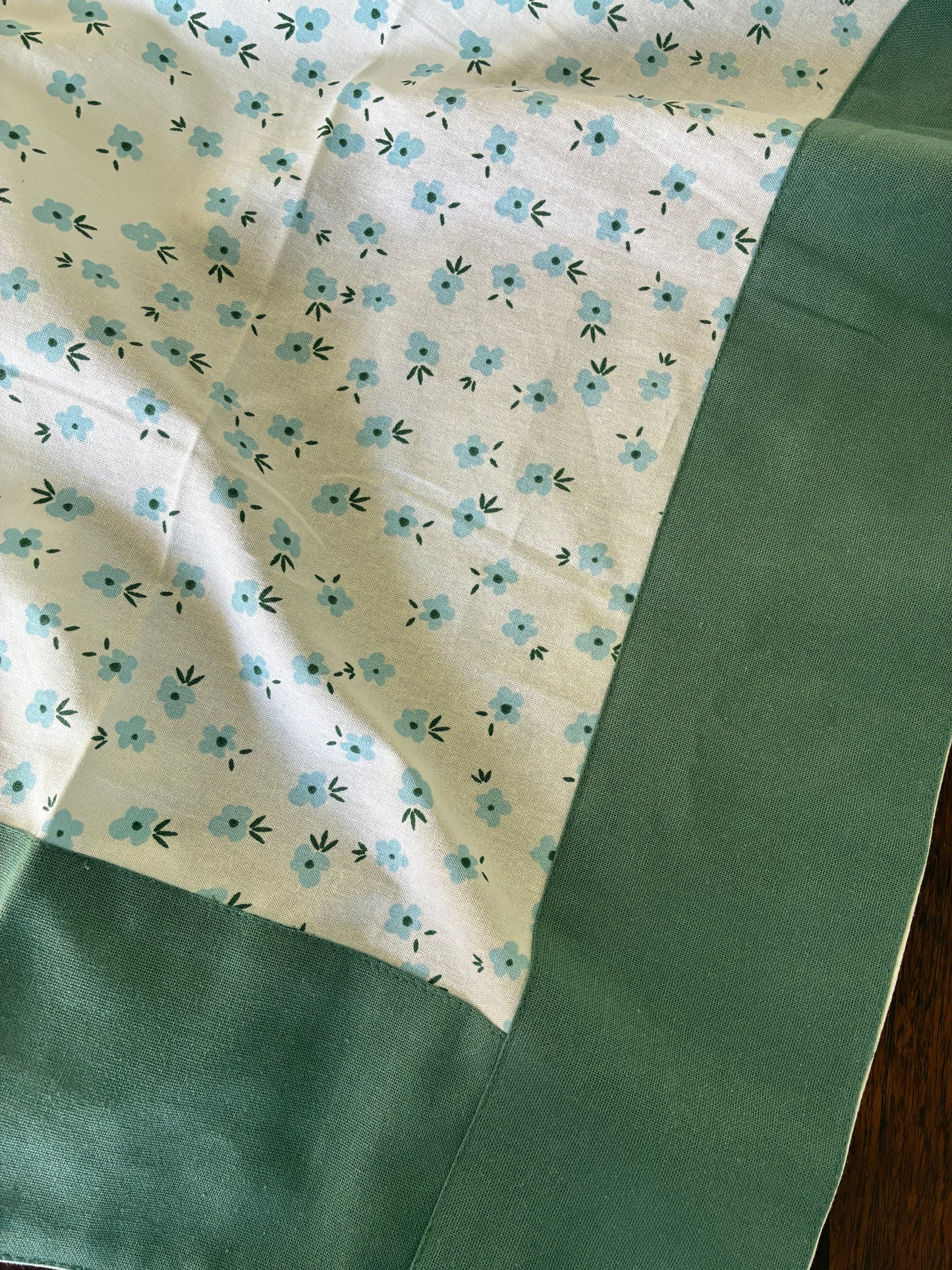 Floral 4 Seater Table Covers