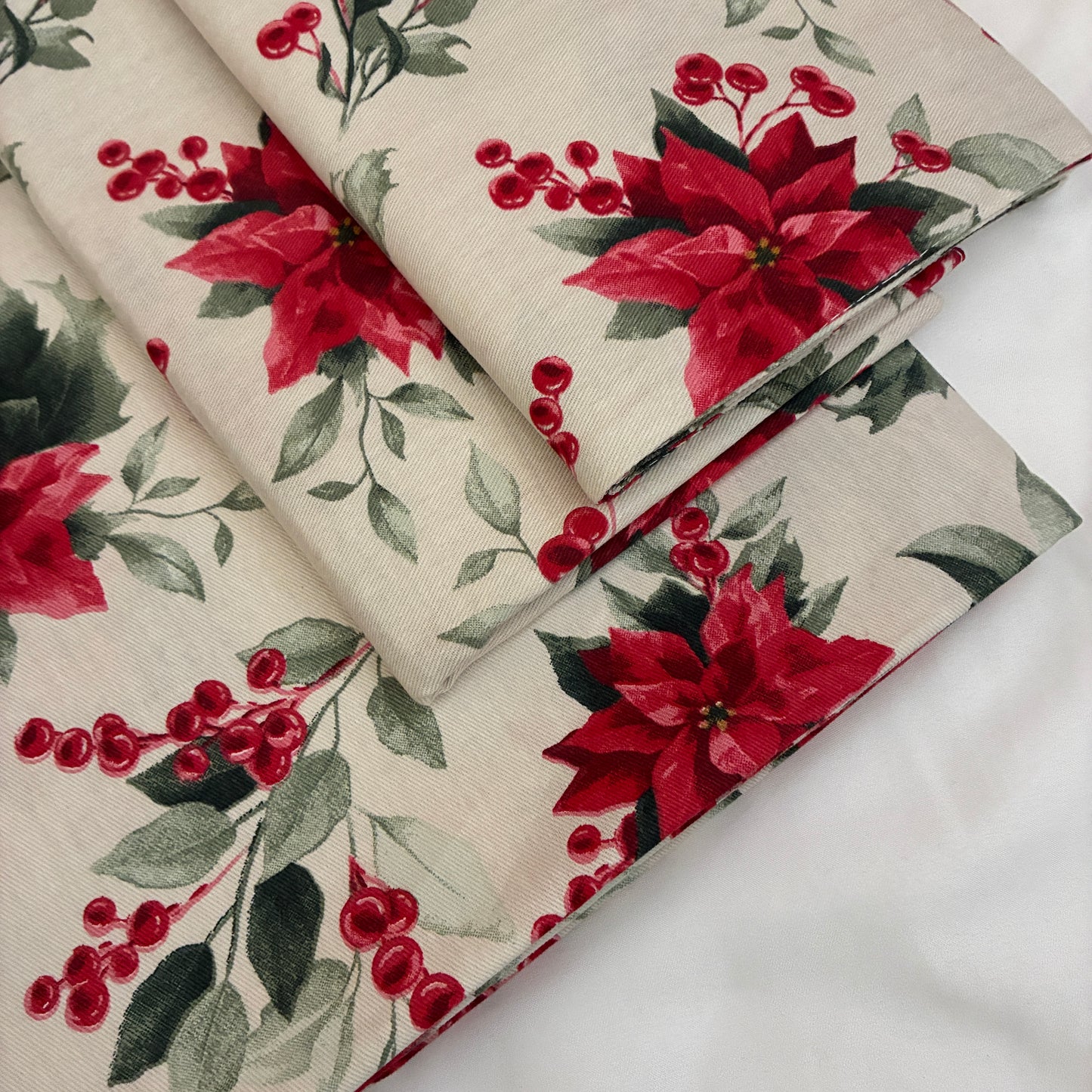 Red Floral Single Size Cotton Bedspread with 2 Pillow Covers 60 x 90 in