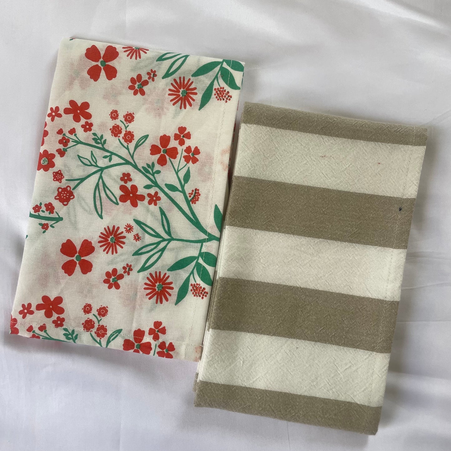 Hand/Lunch Towels (Set of 2)