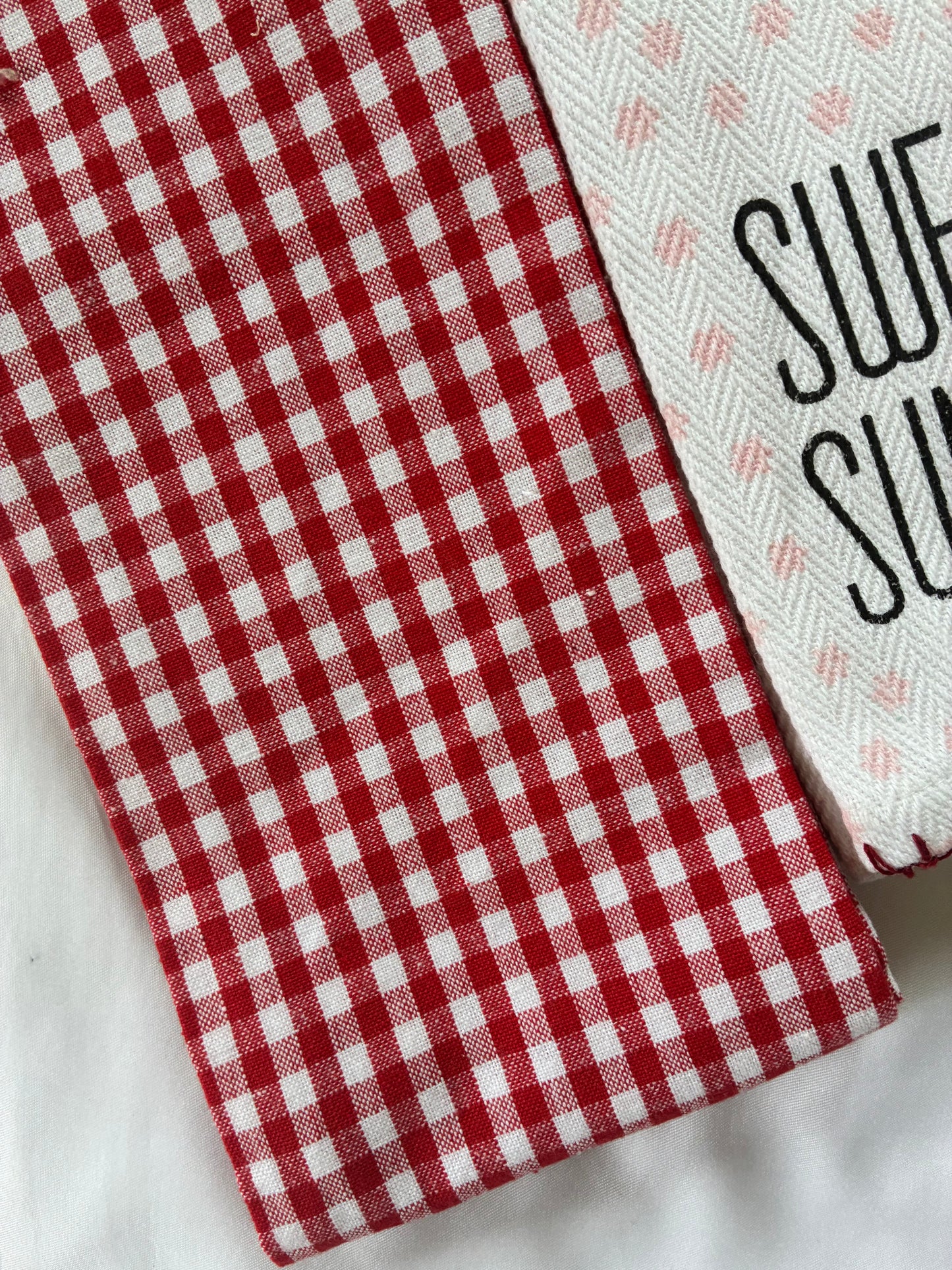 Strawberry Printed Hand/Lunch Towels (Set of 2)