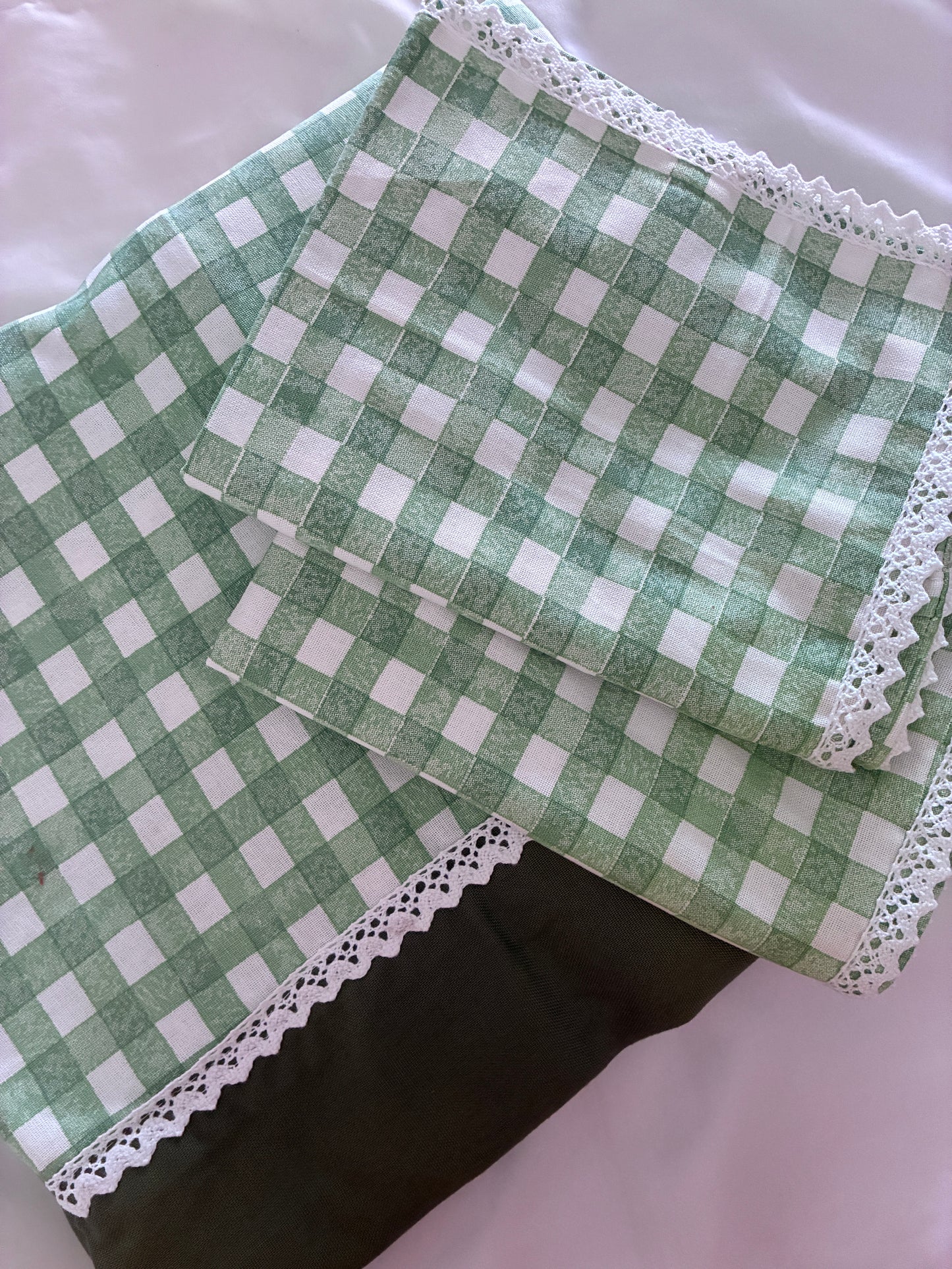 Checks Lace King Size Cotton Bedspread 100x110 in
