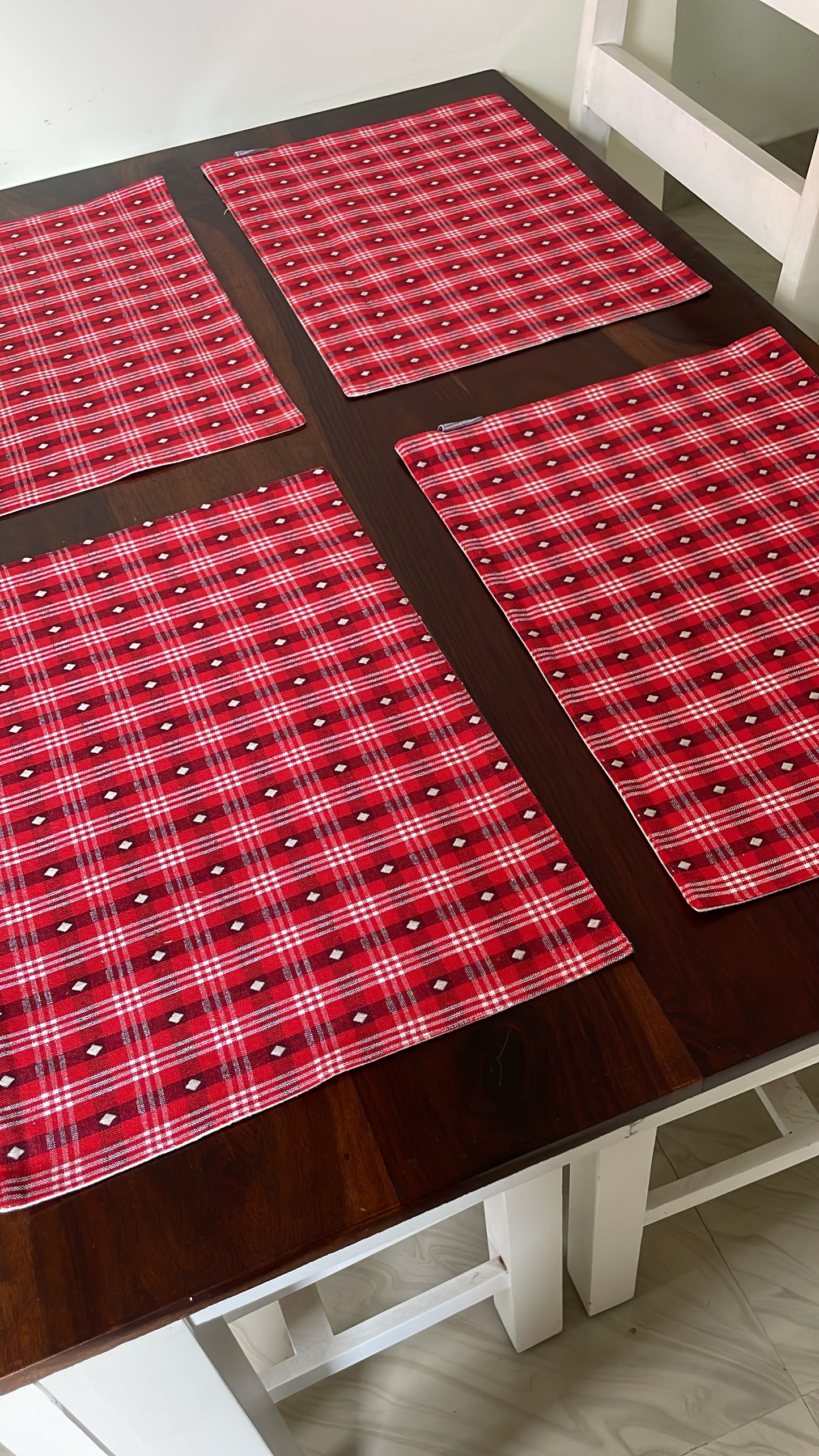 Floral Dining Table Mats-Reversible ( Set Of 6 )