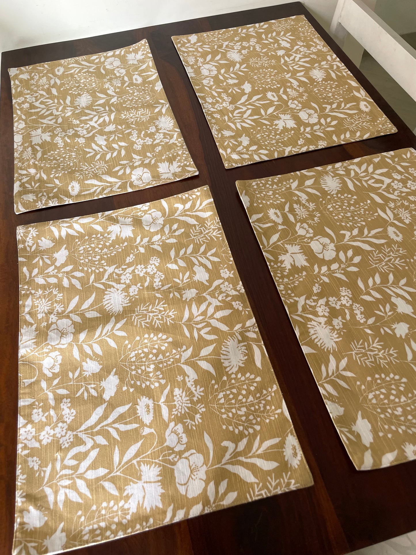 Dining Table Mats ( Set Of 6 )