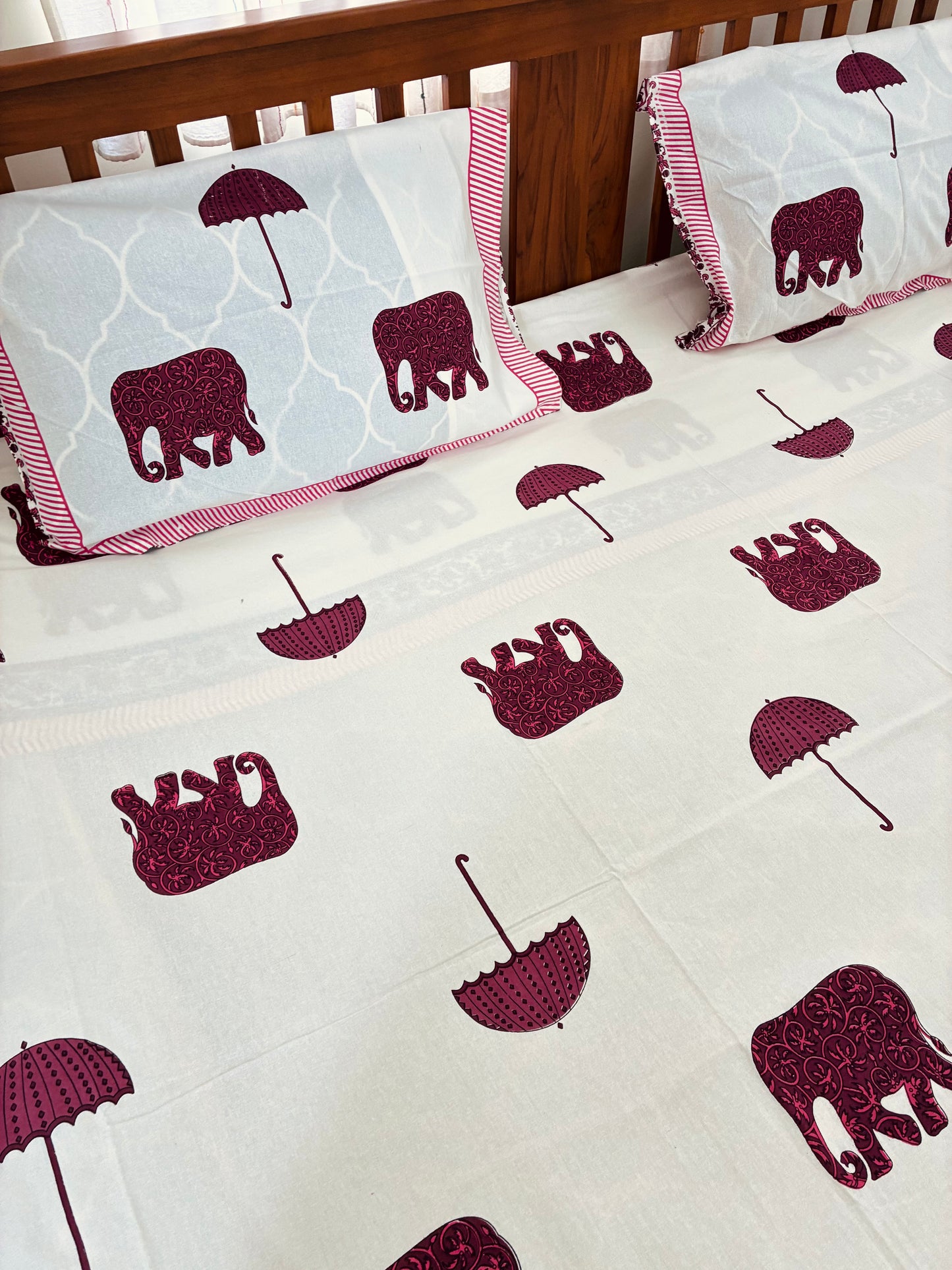 Premium Red Elephant Print King Size Cotton Bedspread 108 x 108 in