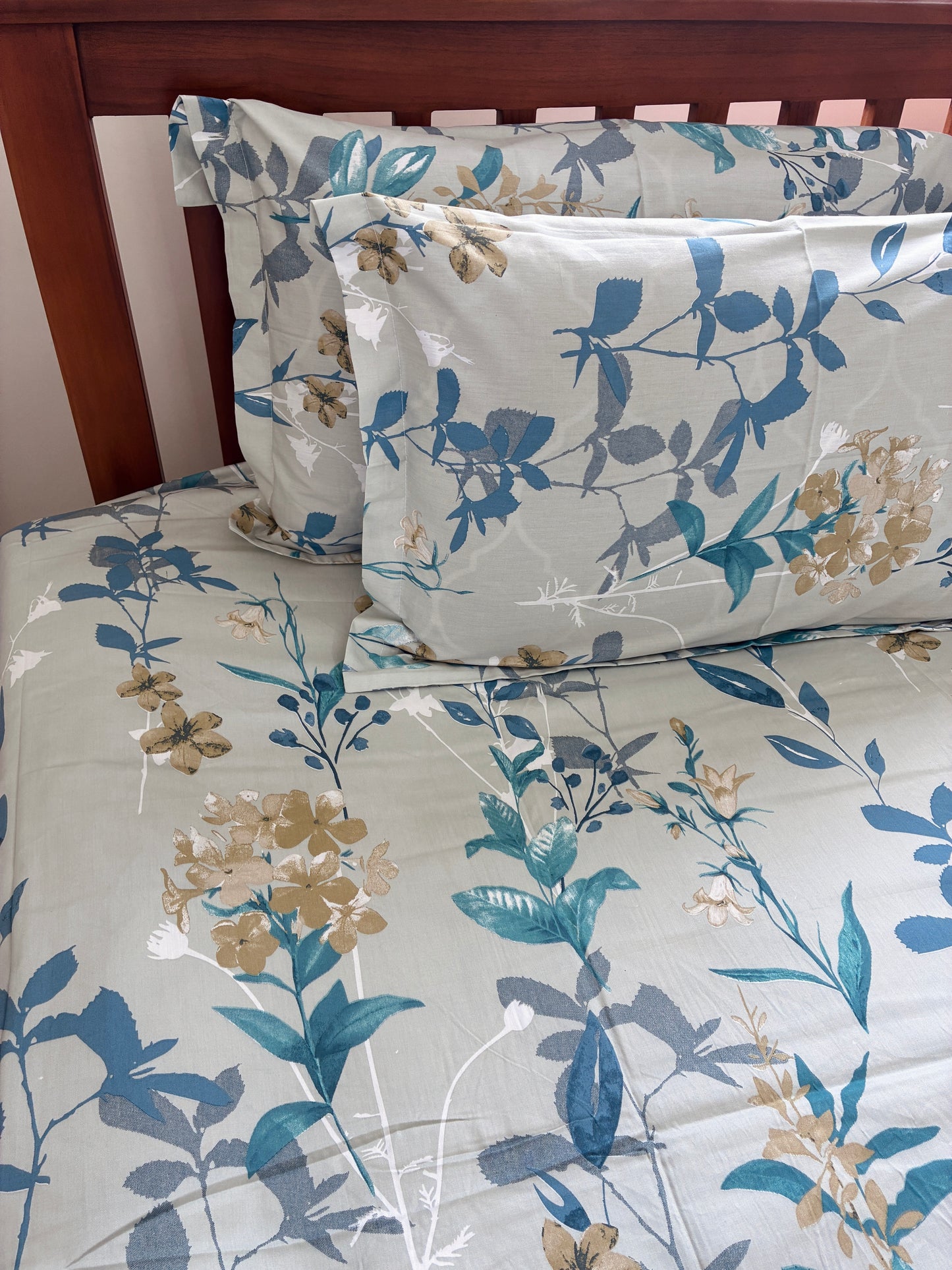 Super King Size Bedspread 120x 120 inches