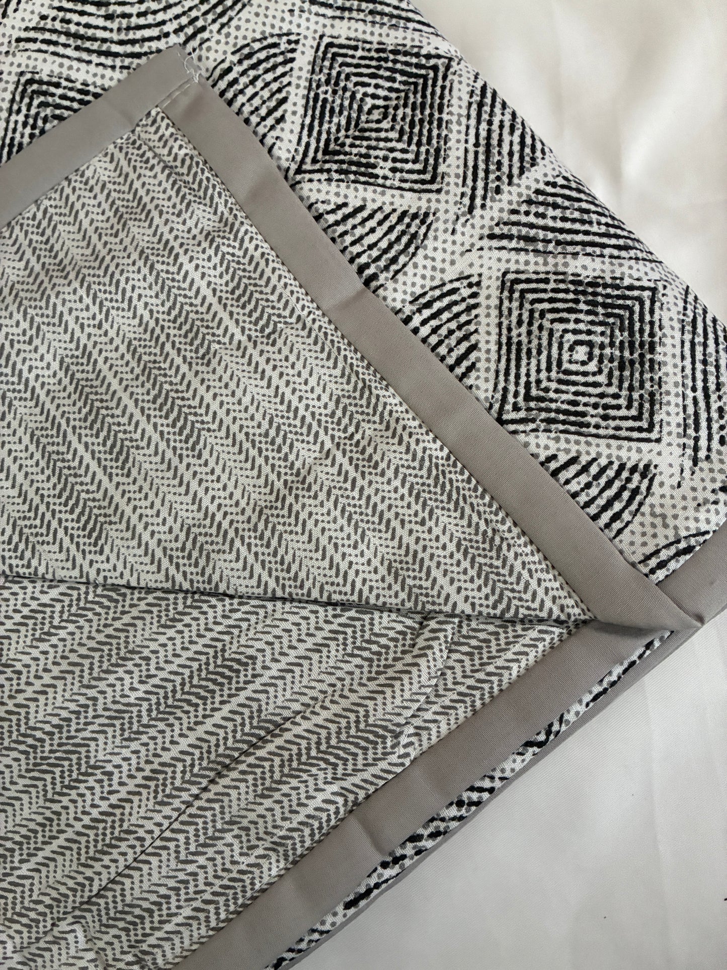 Monochrome Maze Single Size Cotton Dohar