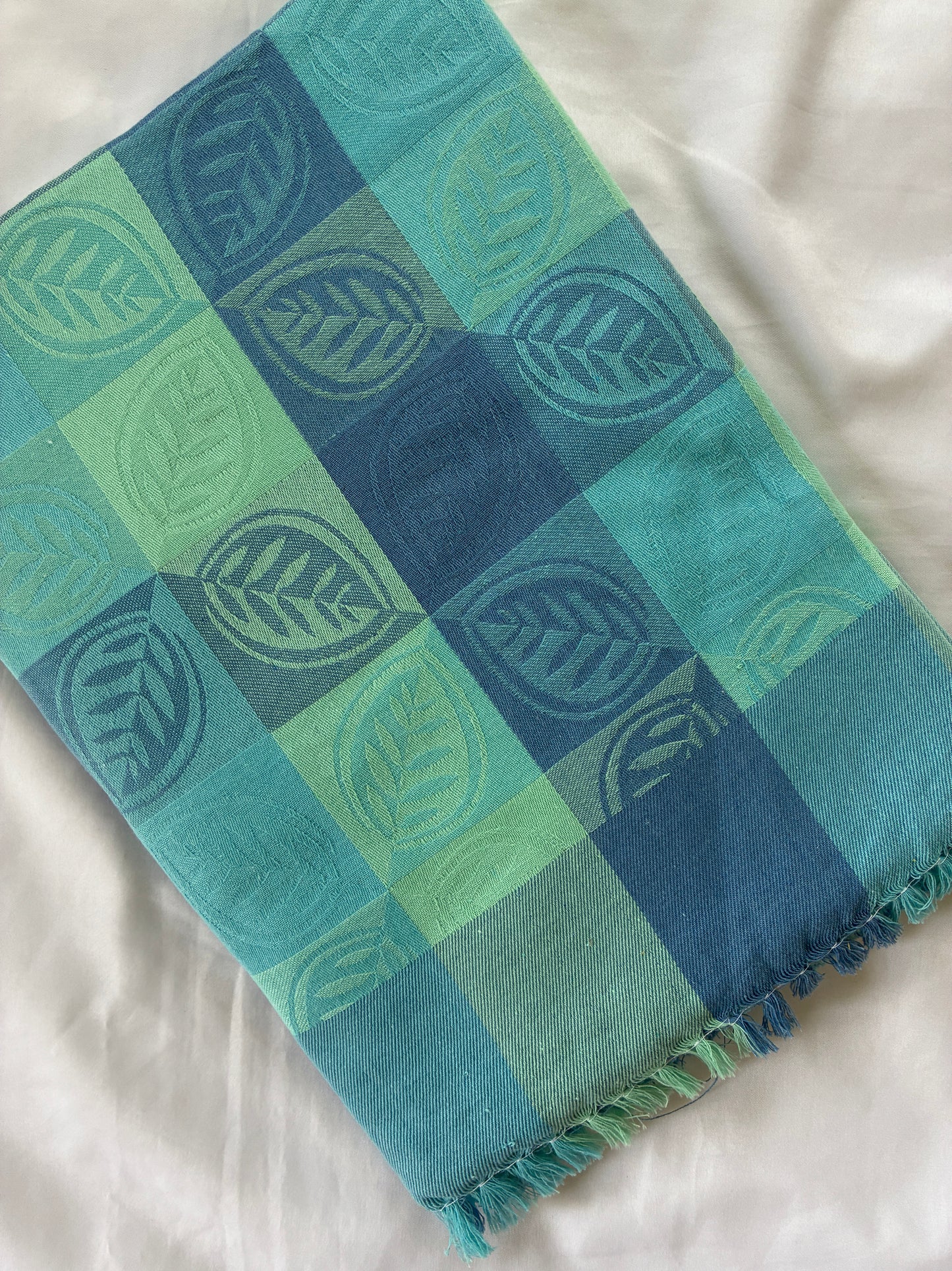 Blue Checks Leaf Single Size Blanket / Throw
