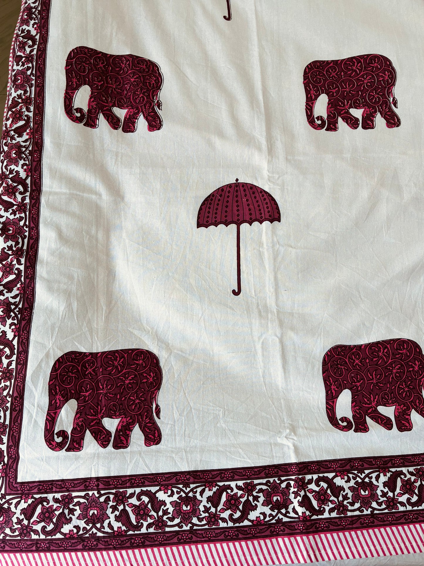 Premium Red Elephant Print King Size Cotton Bedspread 108 x 108 in