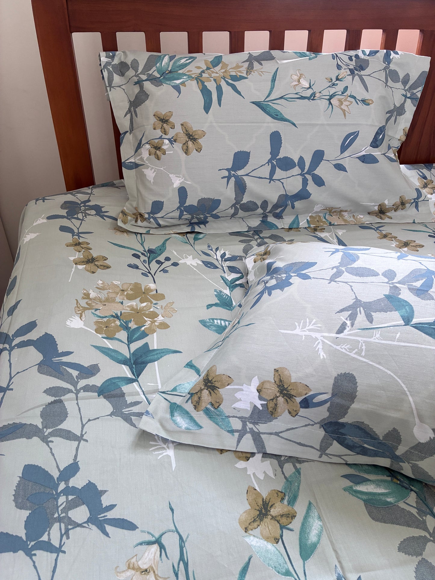 Super King Size Bedspread 120x 120 inches