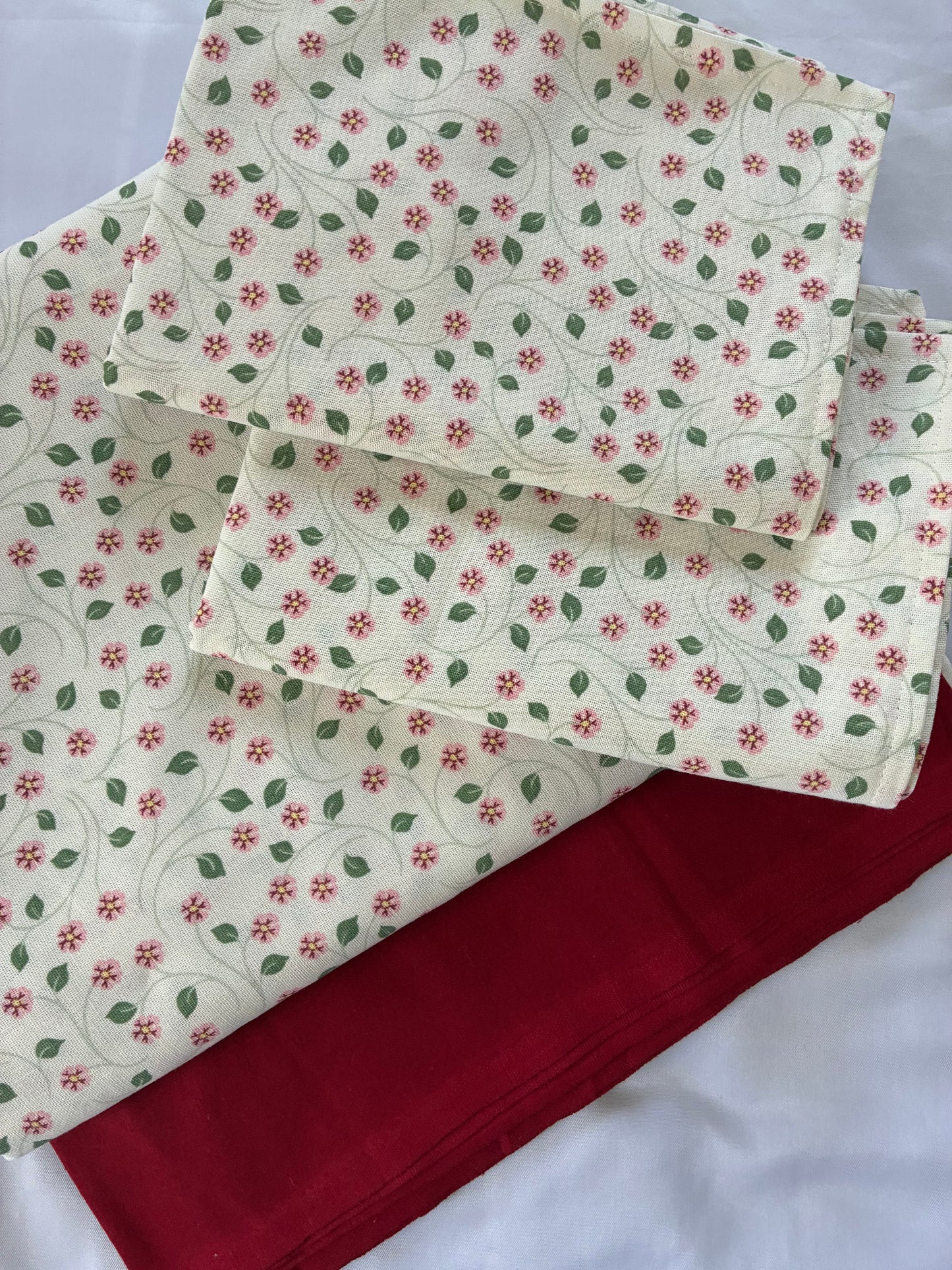 Tiny Floral King Size Cotton Bedspread 100x110 in