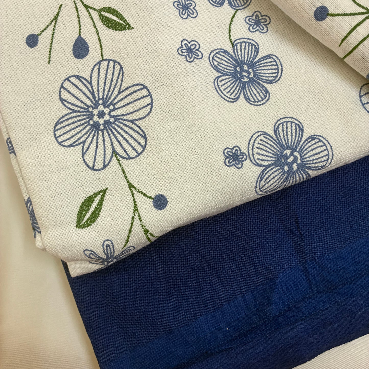 Blue Floral King Size Cotton Bedspread 100x110 in