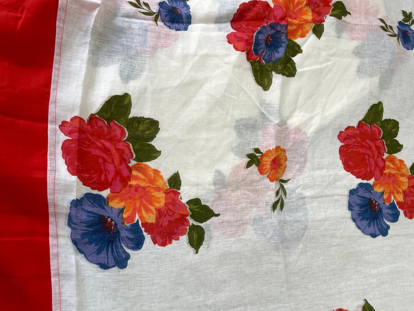 Queen Size bedspread 90x100 inches