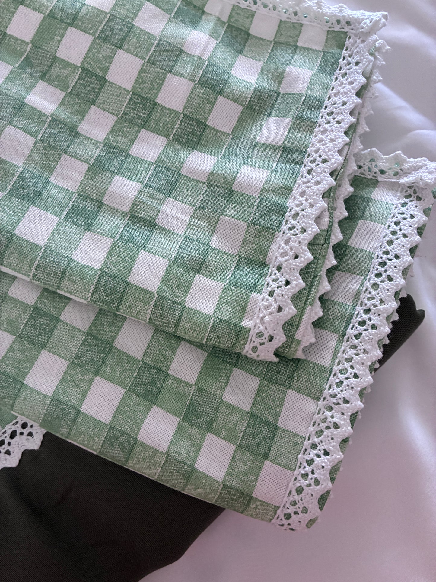 Checks Lace King Size Cotton Bedspread 100x110 in
