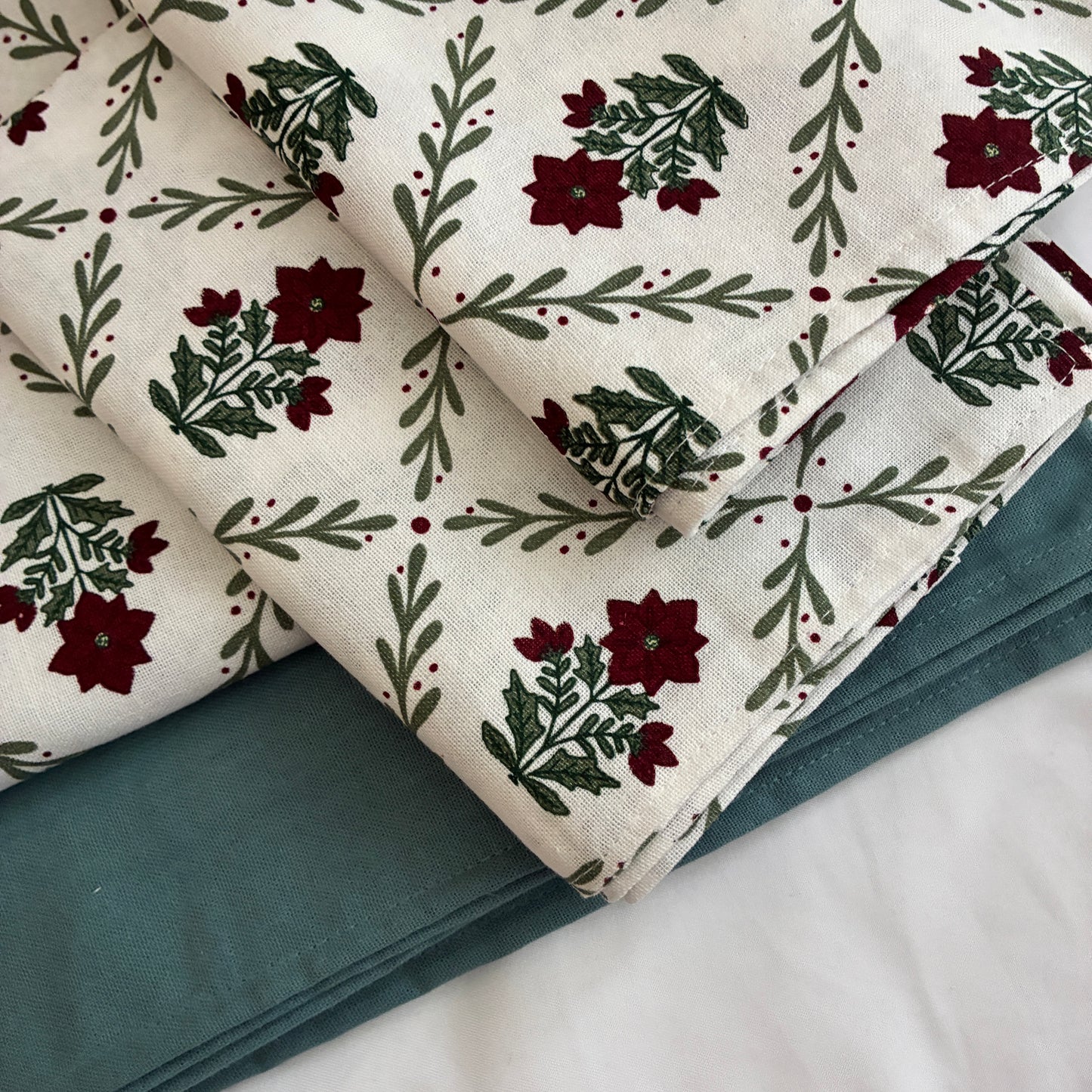 Green Floral King Size Cotton Bedspread 100x110 in (2 pillow covers)