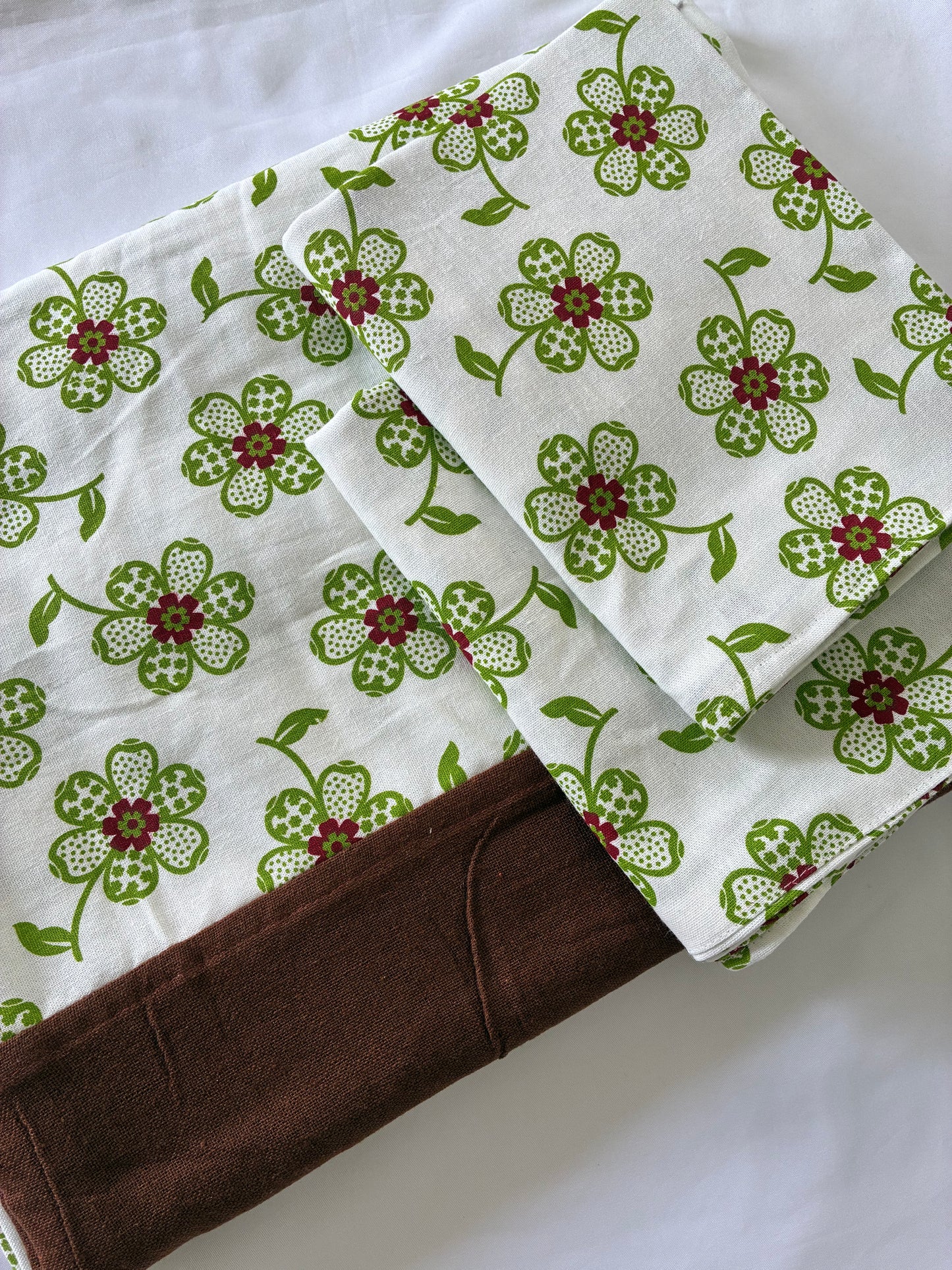 Green Floral Queen bedspread 90x100 inches