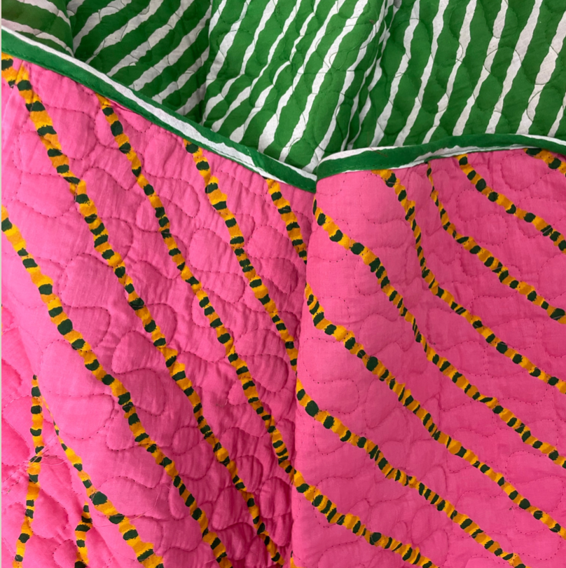 Pink tie and dye reversible cotton single size Quilts