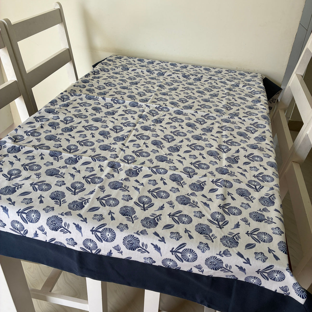 Blue Floral 4 Seater Table Covers