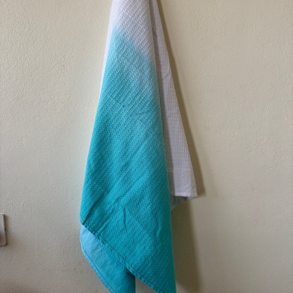 Premium Sky Blue Ombre Cotton Bath Towels