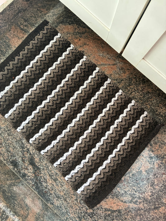 Cotton Zigzag Floor Mat