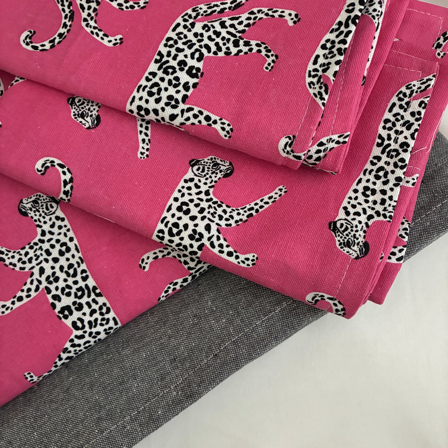Pink Panther King Size Cotton Bedspread 100x110 inches (2 pillow covers)