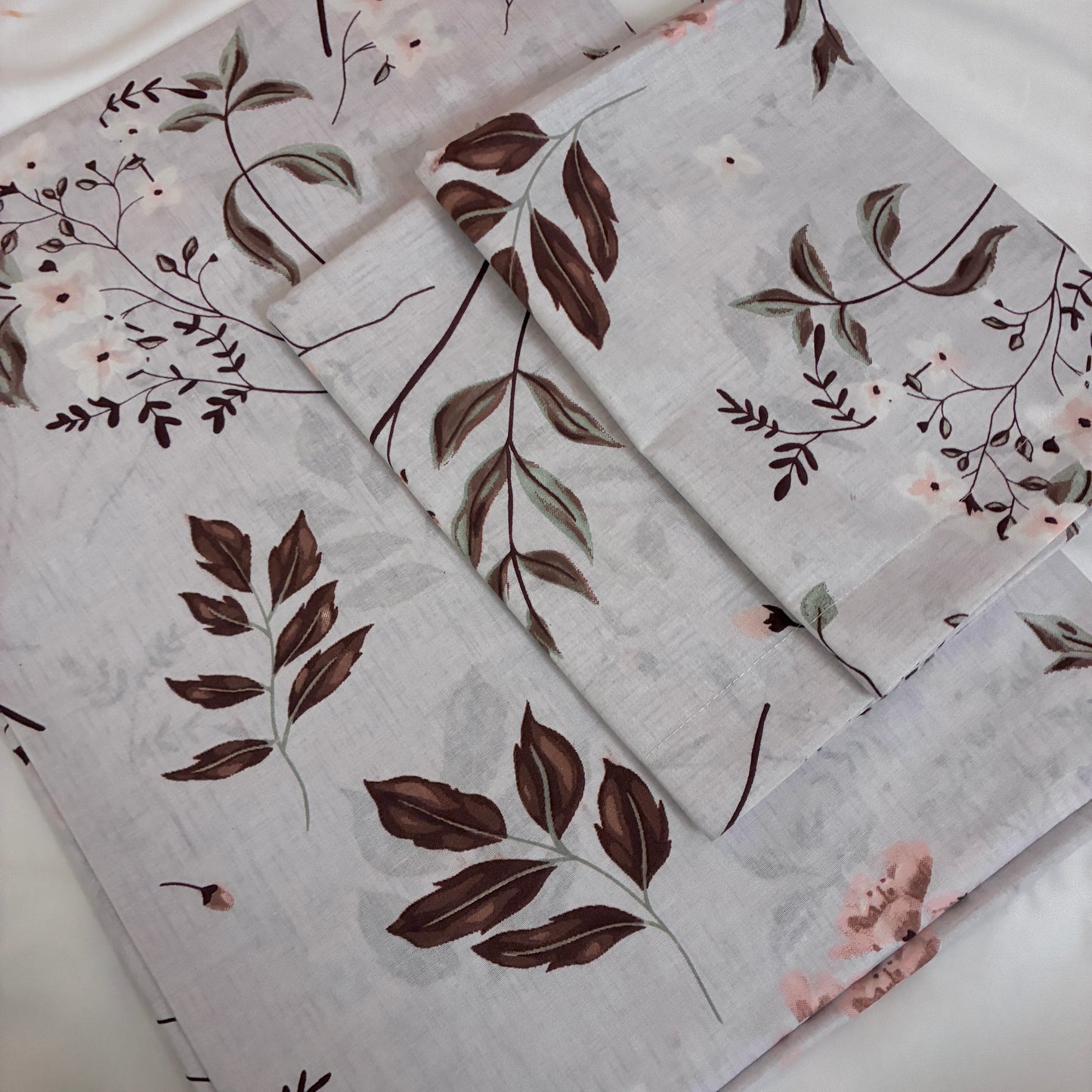 300 TC Brown Leaf King Size Cotton Bedspread 108x108 inches