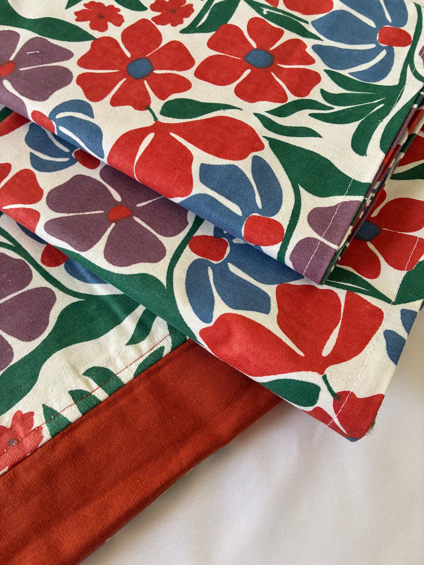 Queen Size Bedspread 90x100 inches