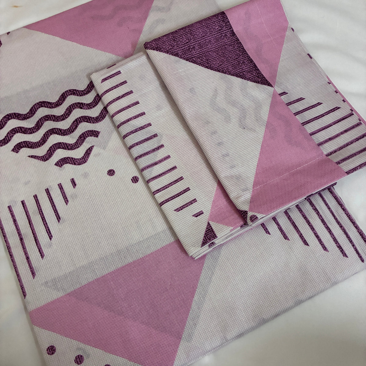 300 TC Pink Geometric King Size Cotton Bedspread 108x108 inches