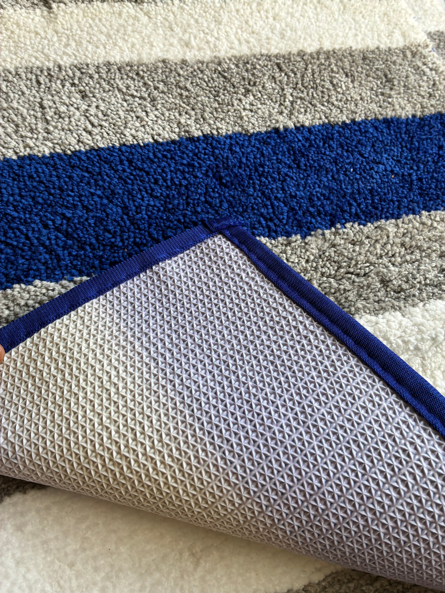 Anti Slip Blue stripes Floor mats (set of 2) (40x60cm) (50x82cm)