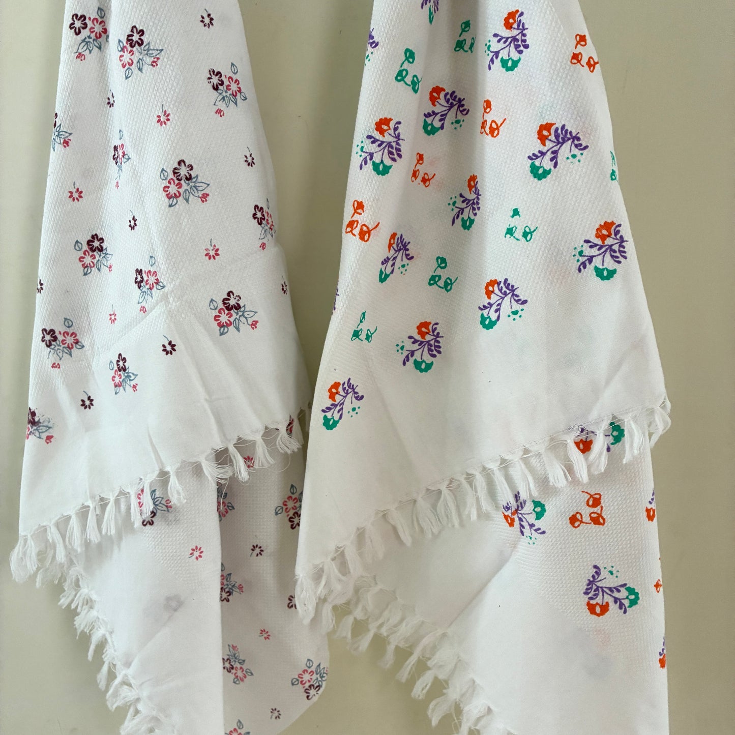 White Floral Cotton Bath Towel (Price for 1 Piece)