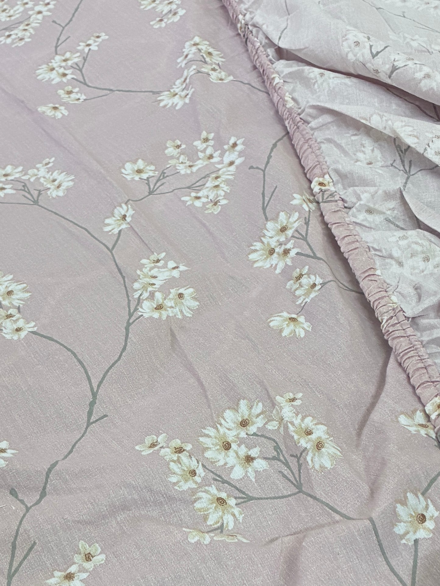 Pink Sakura Queen Size Fitted Cotton Bedspread (2 pillow covers)
