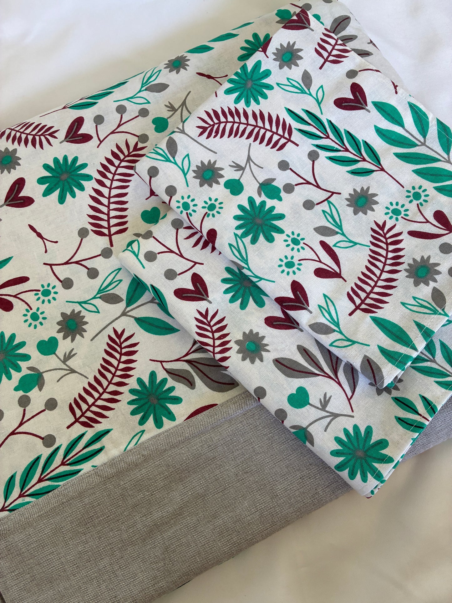 Queen Size Bedspread 90x100 inches