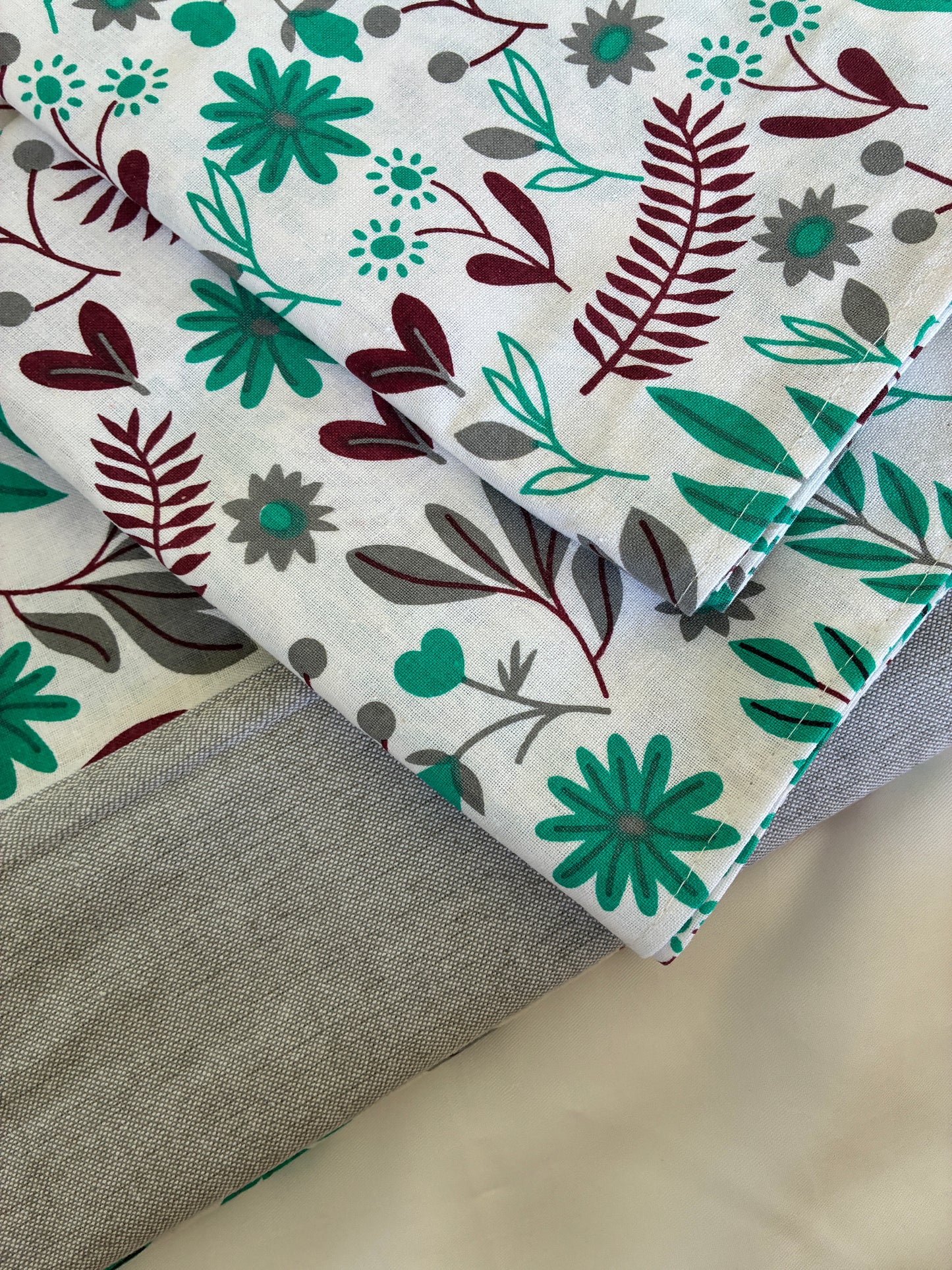 Queen Size Bedspread 90x100 inches