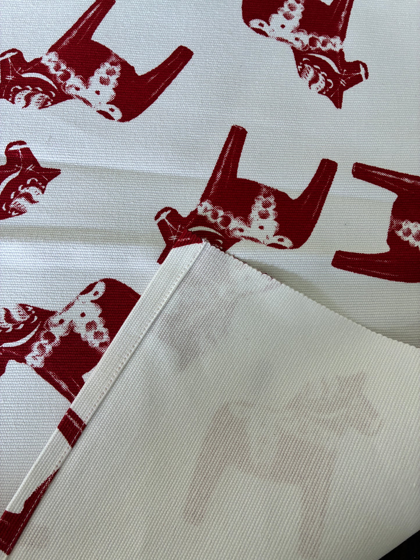 Table Runner 3.5 ft long